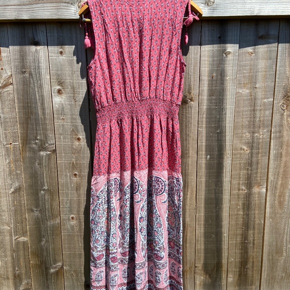 Sexiest Liz Claiborne I’ve ever seen! - Picture 5 of 10